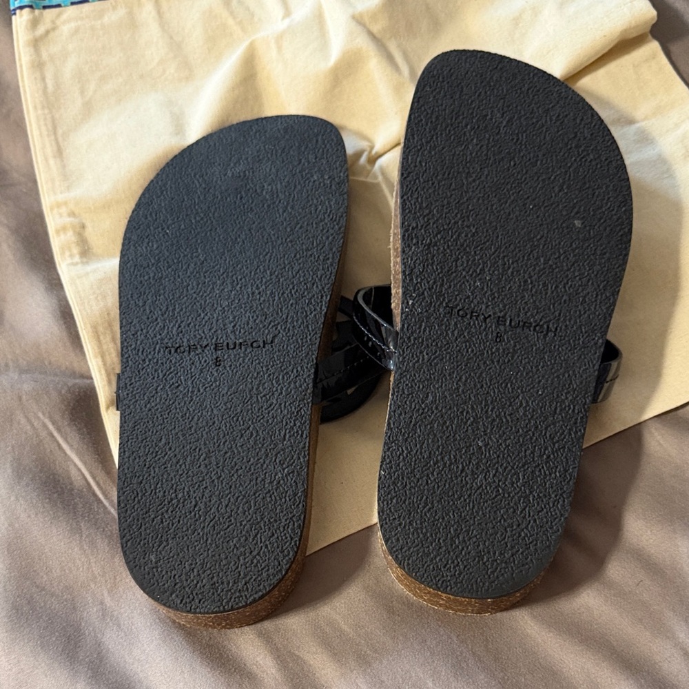 Tory Burch Black and Tan Sandals with original box & bag - Picture 3 of 5